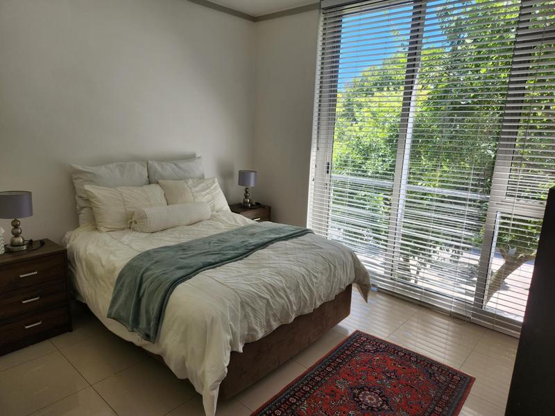 To Let 2 Bedroom Property for Rent in Claremont Upper Western Cape